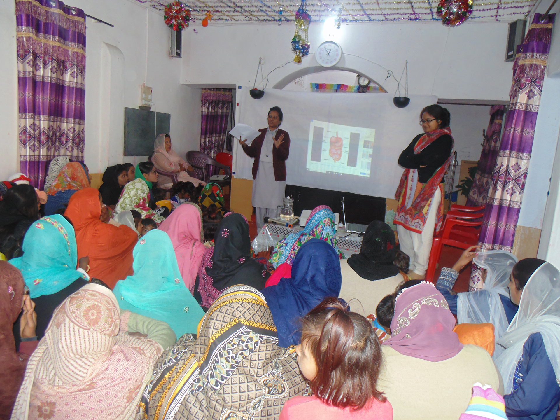 Health Talk on 26 Feb, 19 at Mandaranwala Village Narrowal